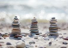 Doppelkarte Steinmännchen am Strand
