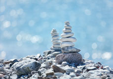 Postkarte Glitzermeer liebt Steintürmchen