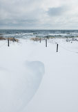 Postkarte Durch Schneewehen ans Meer