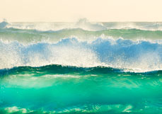 Postkarte Sonnendurchleuchtete Welle