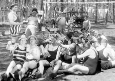 Postkarte Die fidele Herrenpartie