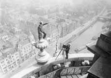 Postkarte Schwindelfrei auf dem Berliner Dom