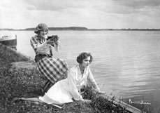 Postkarte Kein Ausflug ohne Fotoapparat!