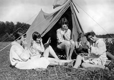 Postkarte Frauenfreizeit im Grünen