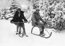 Postkarte Einkufiges Rodelgerät